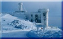 Randonnée à raquettes au Mt-Aigoual, ici l'observatoire météorologique